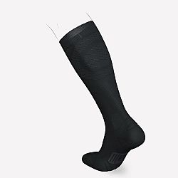 KIPRUN Kompresné bežecké ponožky 900 čierna 39-42 (L)